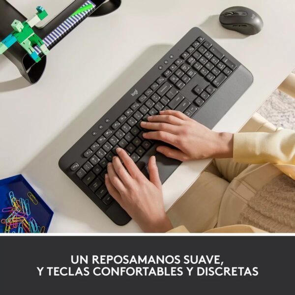 35142_960_2025-01-27_17_58_21 Teclado Confortable Bluetooth/Bolt Logitech Signature K650 - Logitech
