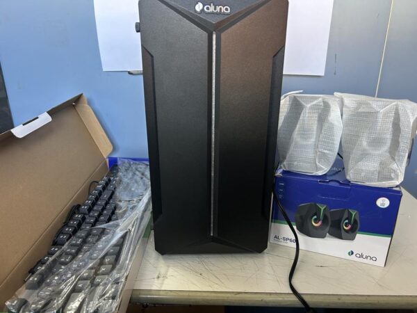 38205_960_2026-09-28_13_26_20 Gabinete Kit Aluna KG15 Sin fuente Outlet